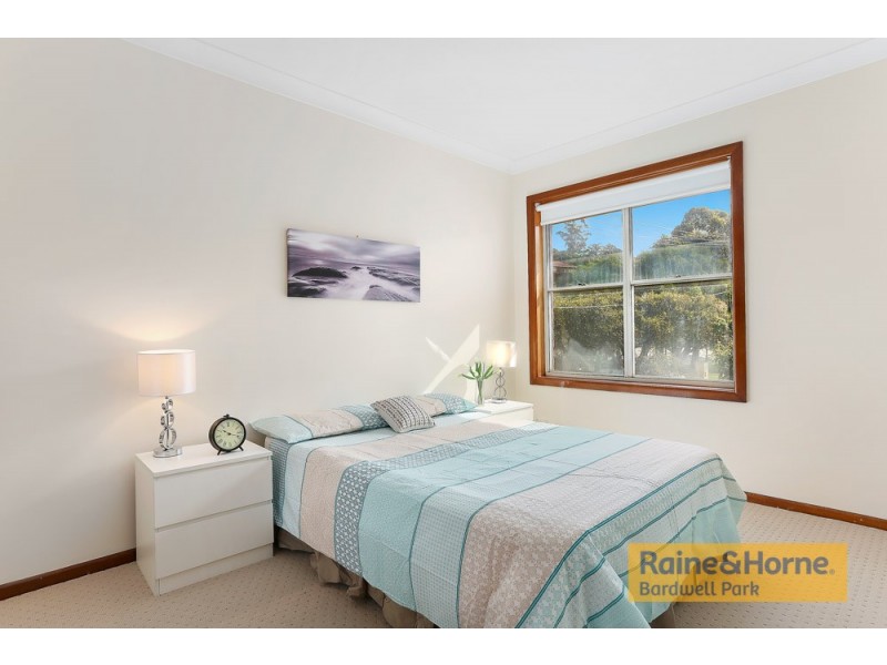 17 May Street, Bardwell Park NSW 2207