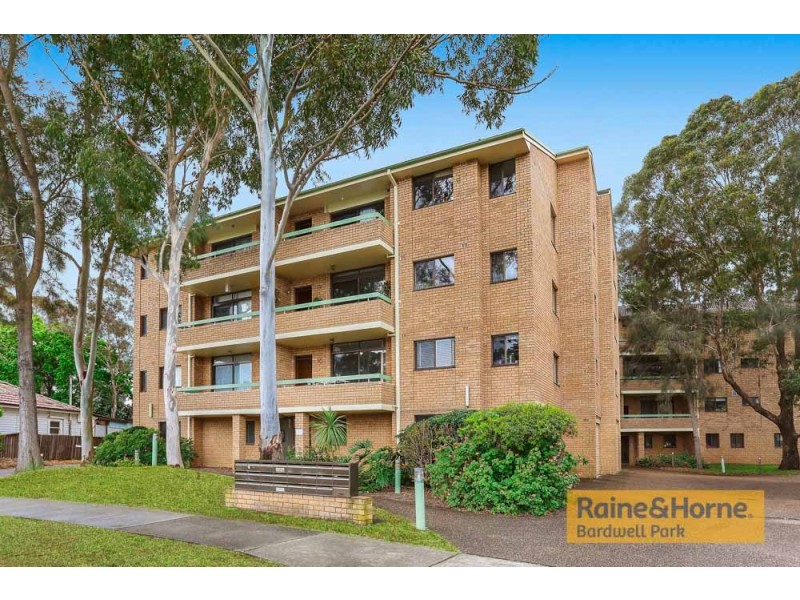 29/8-14 Swan Street, Revesby NSW 2212