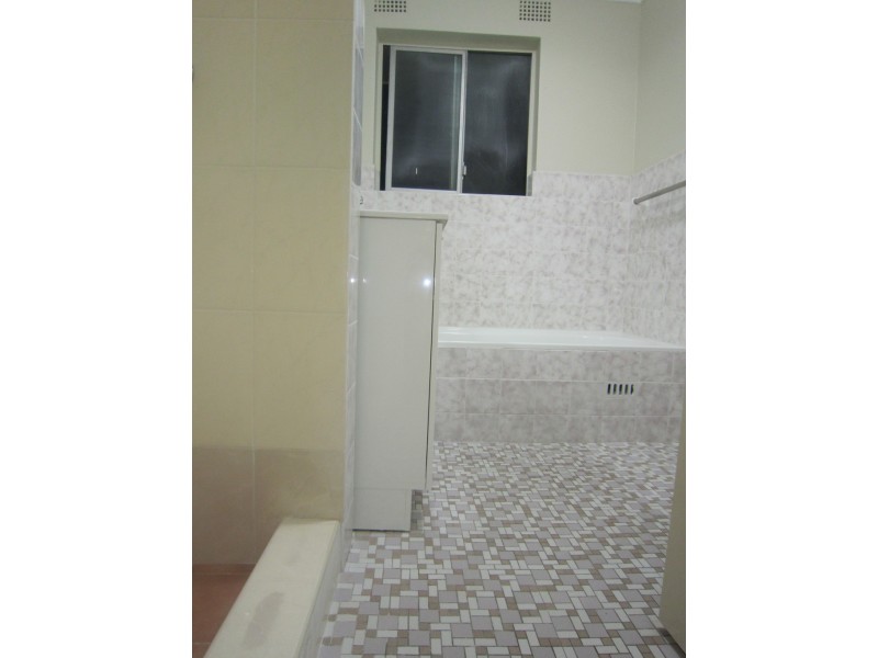 4/16 Glen Street, Marrickville NSW 2204