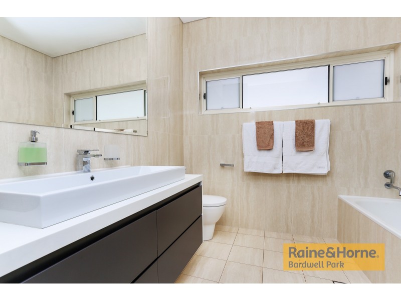 16 Turton Ave, Clemton Park NSW 2206