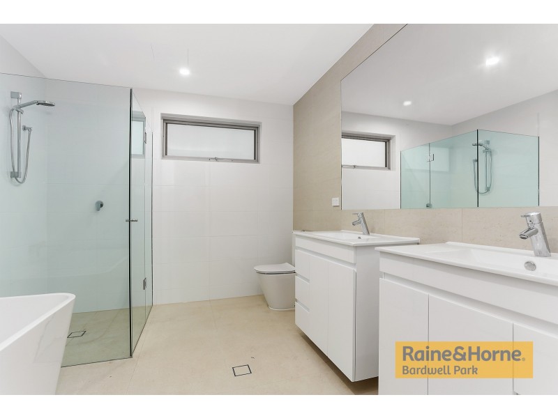 92 Armitree Street, Kingsgrove NSW 2208