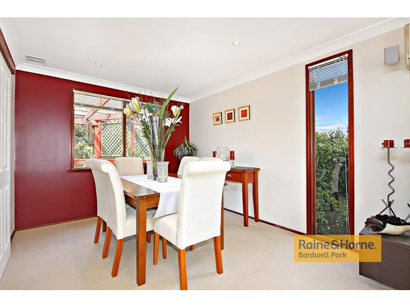 6 Wallendbeen Place, Bardwell Valley NSW 2207