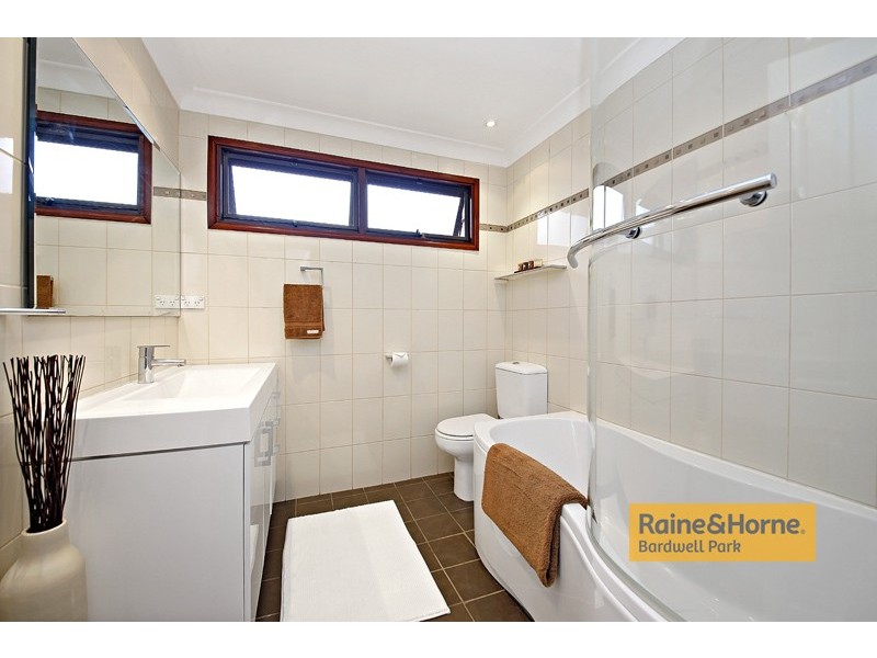 6 Wallendbeen Place, Bardwell Valley NSW 2207