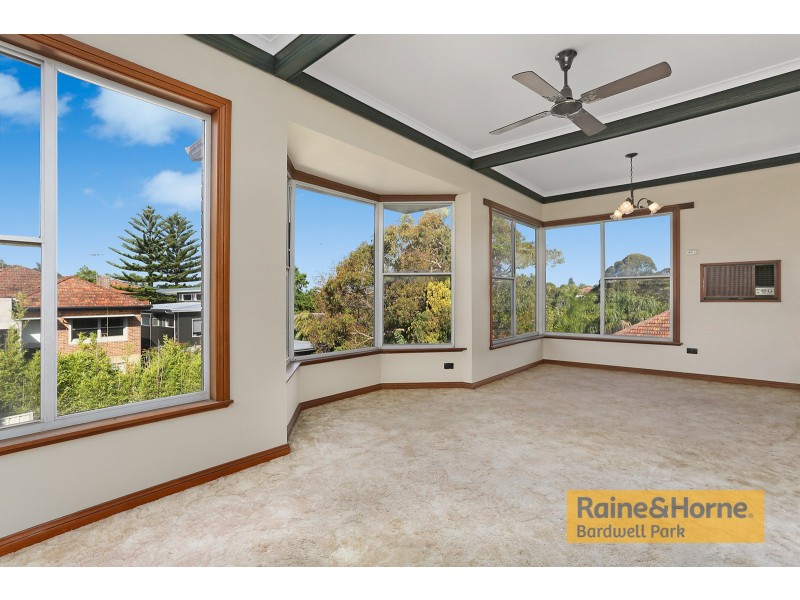 30 Hutchinson Street, Bardwell Park NSW 2207