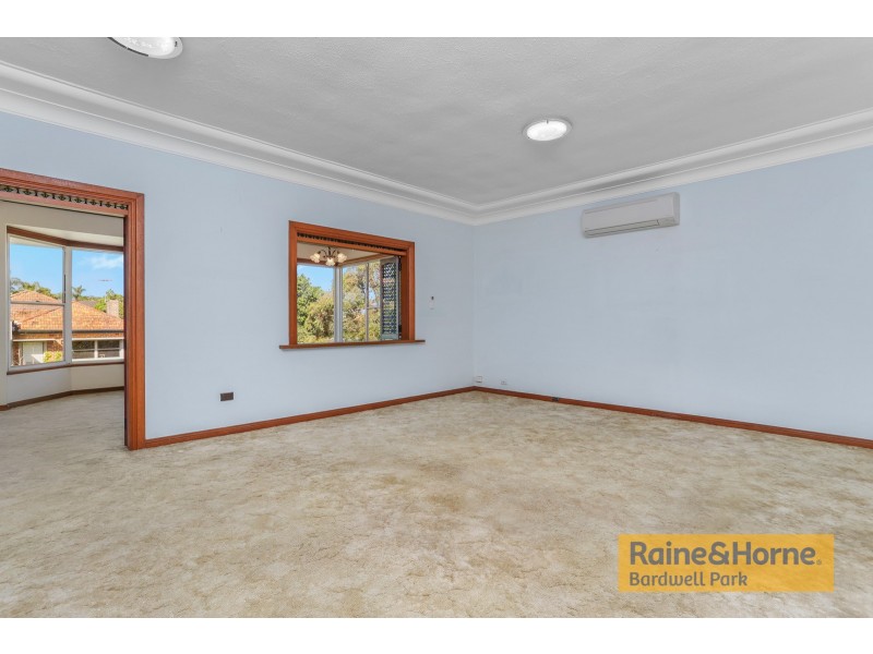 30 Hutchinson Street, Bardwell Park NSW 2207