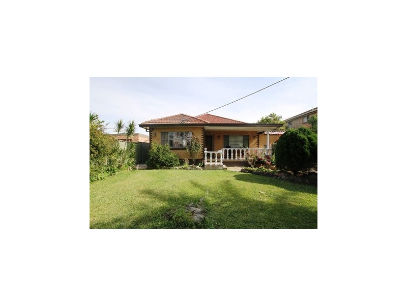 31 Mount Avenue, Roselands NSW 2196