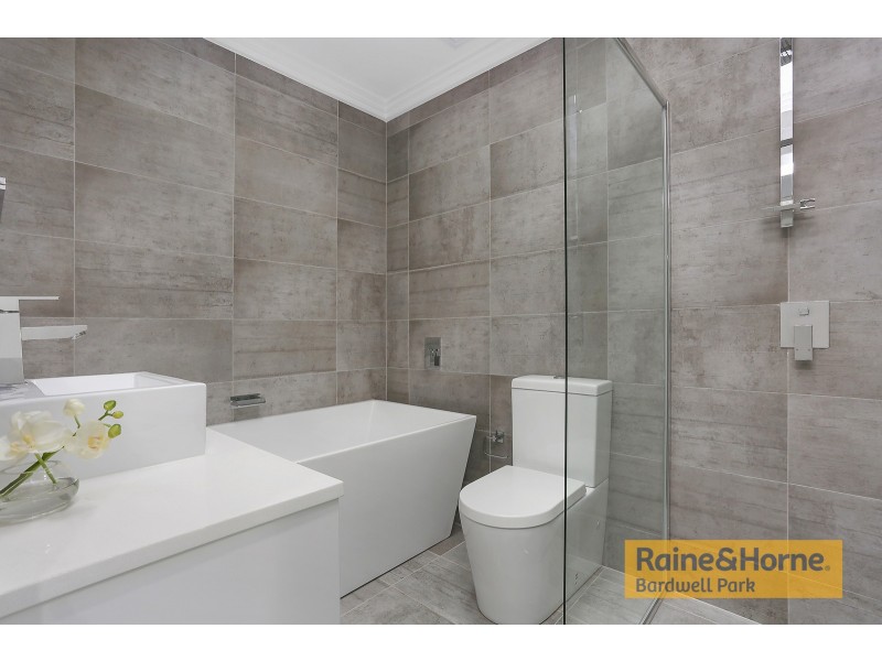 20A Bykool Avenue, Kingsgrove NSW 2208