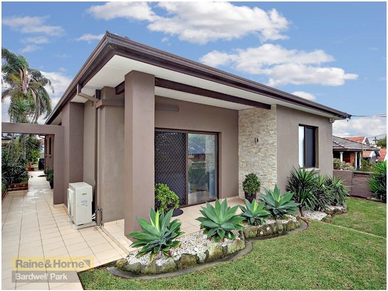 21 Clarke Street, Earlwood NSW 2206