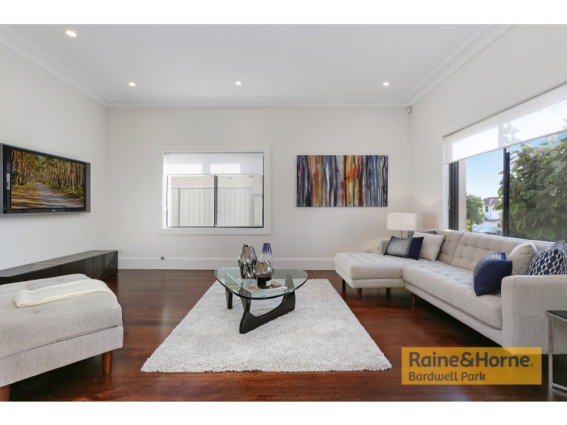 17 Kenyon Road, Bexley NSW 2207