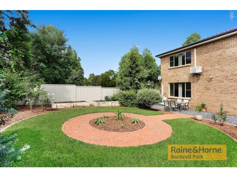 99 Glamis Street, Kingsgrove NSW 2208
