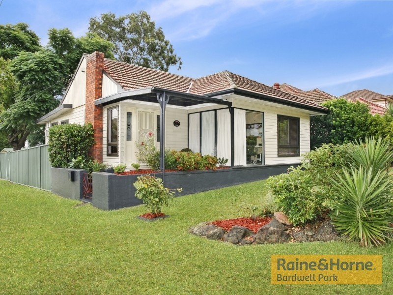 24 McGirr Street, Padstow NSW 2211