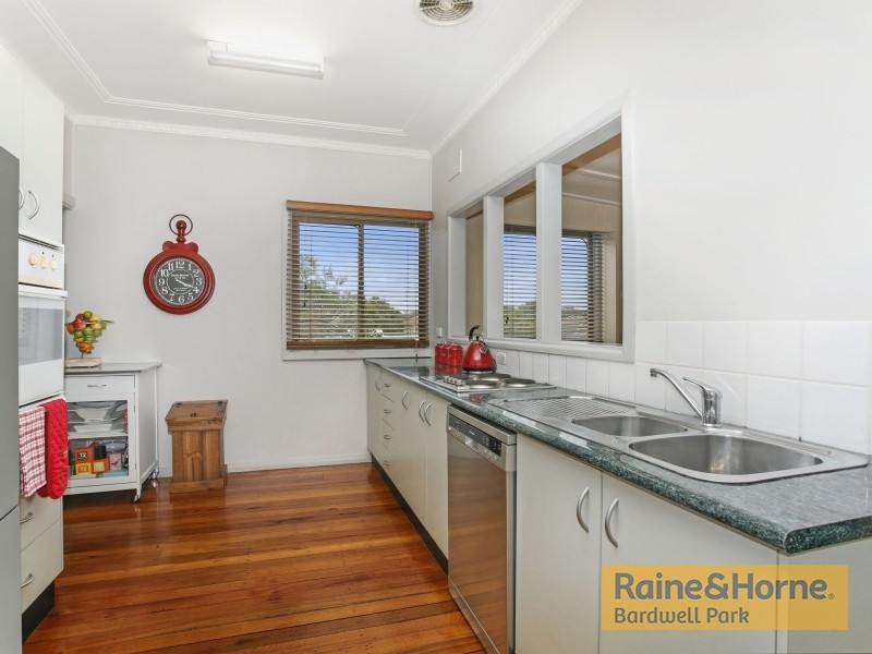 24 McGirr Street, Padstow NSW 2211