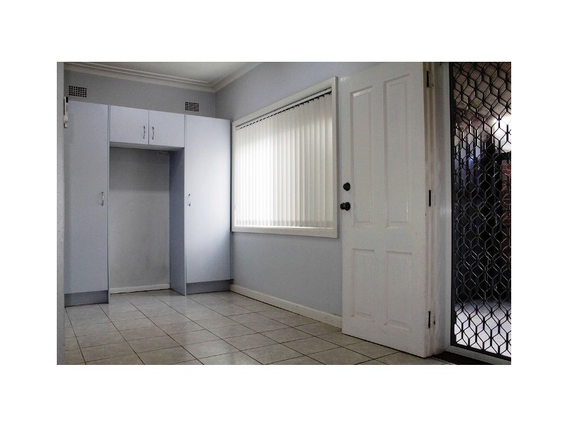 6 Powys Avenue, Bardwell Park NSW 2207