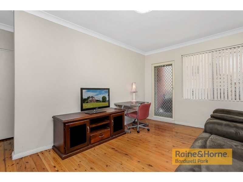 3/22 Mckern Street, Campsie NSW 2194