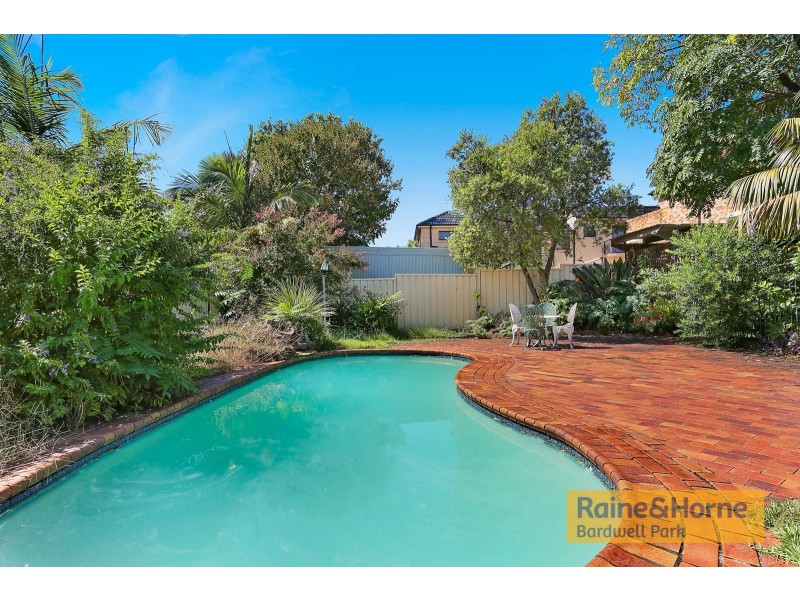 22 Walker Street, Turrella NSW 2205