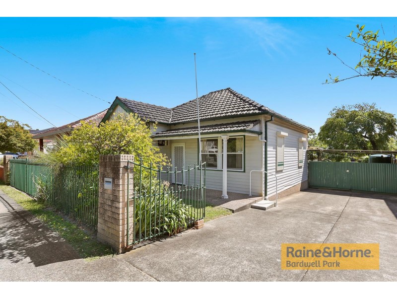 22 Walker Street, Turrella NSW 2205