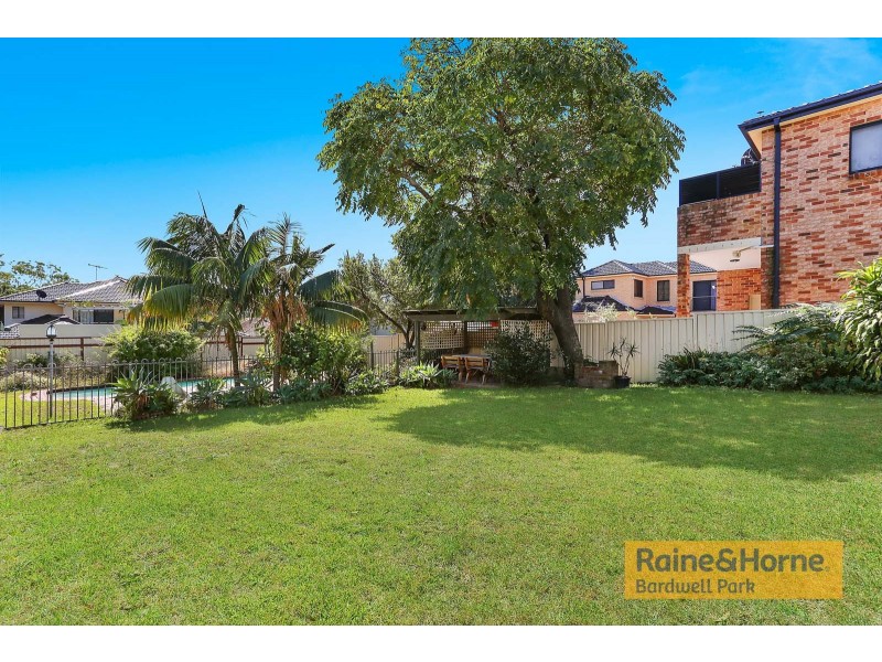 22 Walker Street, Turrella NSW 2205