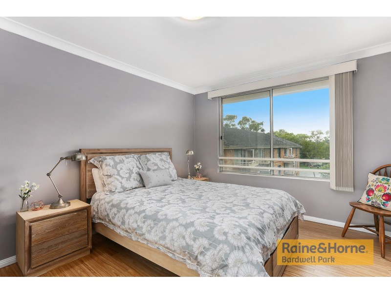 11/25 Cambridge Street, Penshurst NSW 2222
