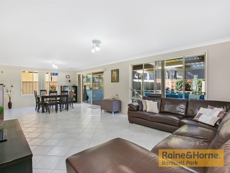 31 Glamis Street, Kingsgrove NSW 2208