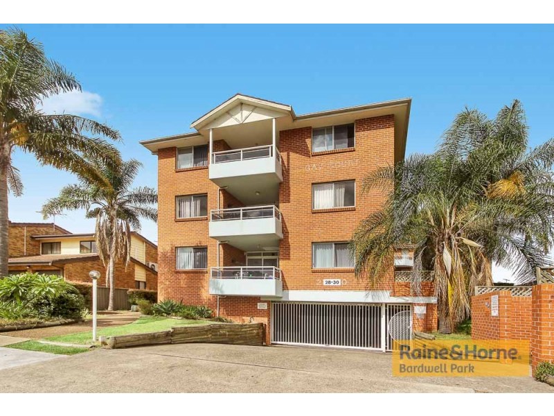 6/28-30 White Avenue, Bankstown NSW 2200