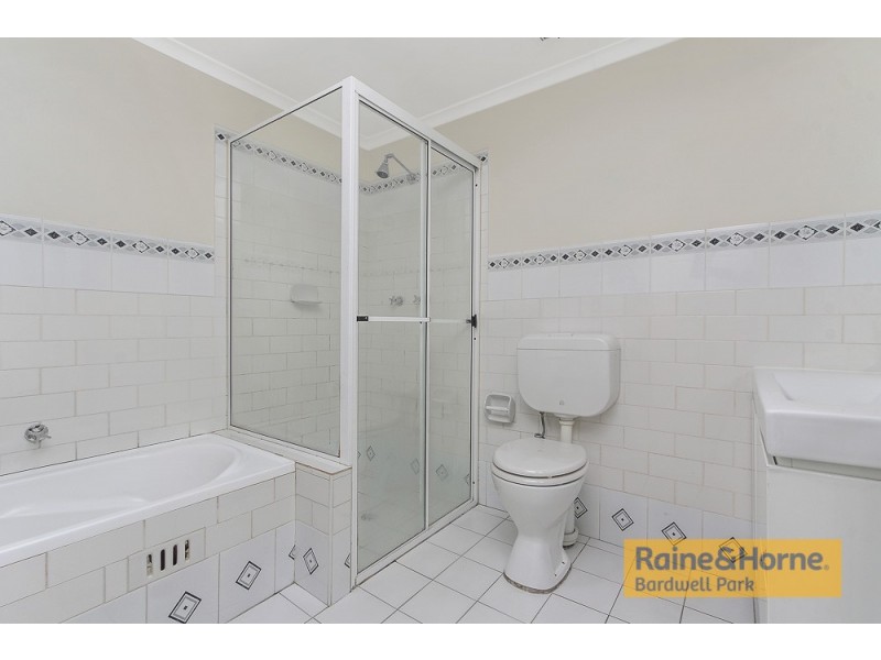 6/28-30 White Avenue, Bankstown NSW 2200