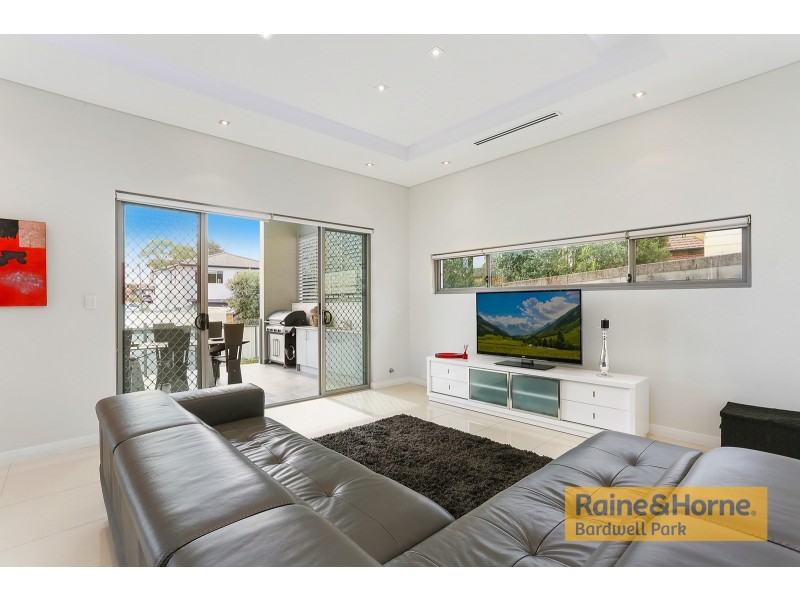 8 Basil Road, Bexley NSW 2207