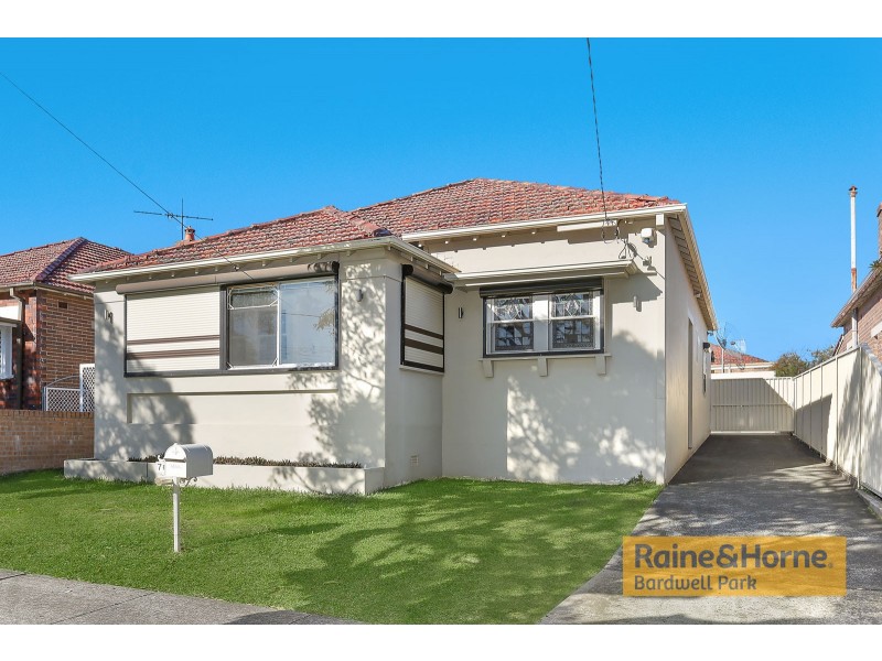 7 Clemton Avenue, Earlwood NSW 2206