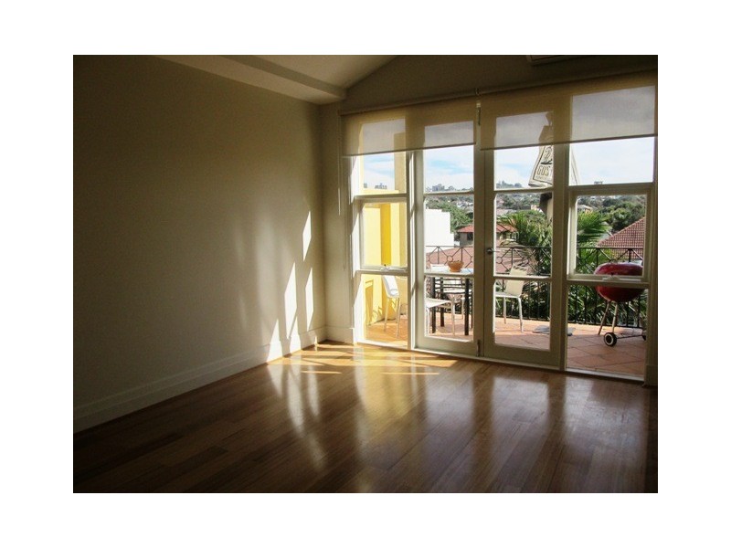10/102 Campbell Parade, Bondi Beach NSW 2026