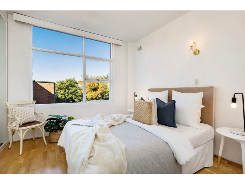 2/371A Old South Head Road, North Bondi NSW 2026