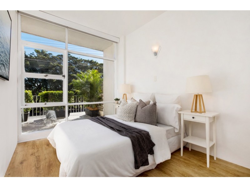 2/371A Old South Head Road, North Bondi NSW 2026