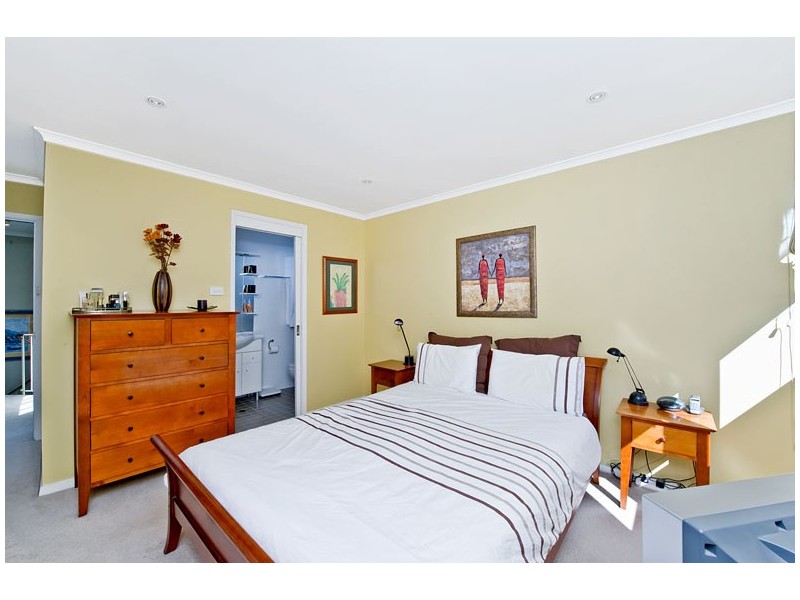 60 Rawson Avenue, Queens Park NSW 2022