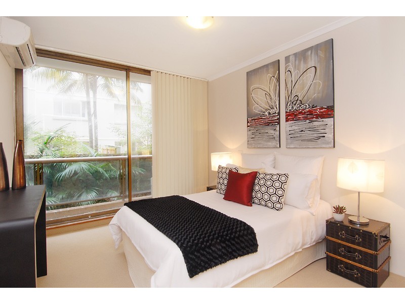 4/22-28 Penkivil Street, Bondi NSW 2026