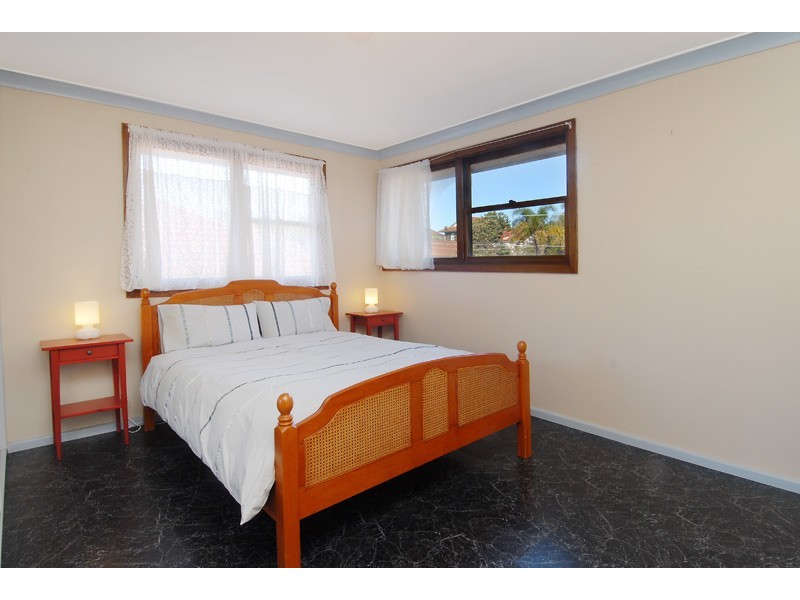 39 Oakley Road, North Bondi NSW 2026