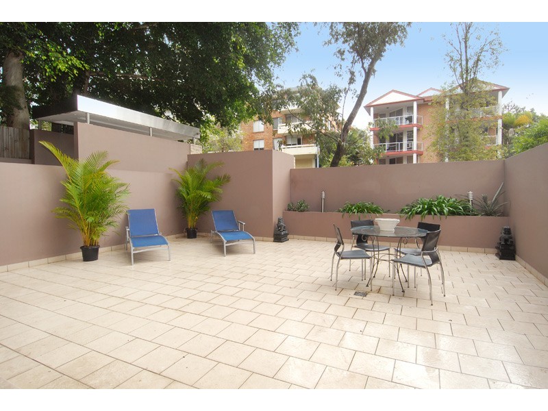 2/30-34 Penkivil Street, Bondi NSW 2026