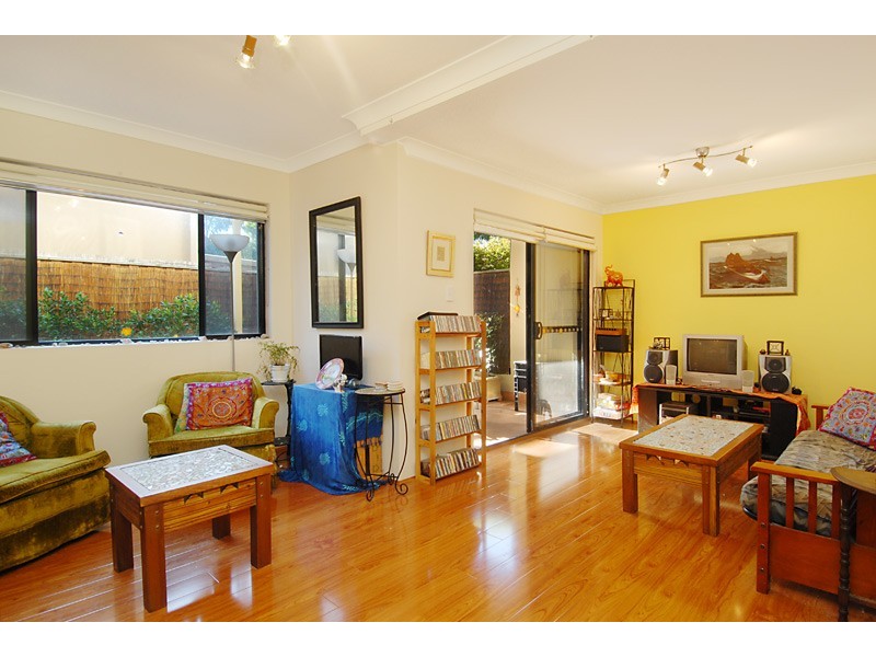 2/51 New Orleans Crescent, Maroubra NSW 2035