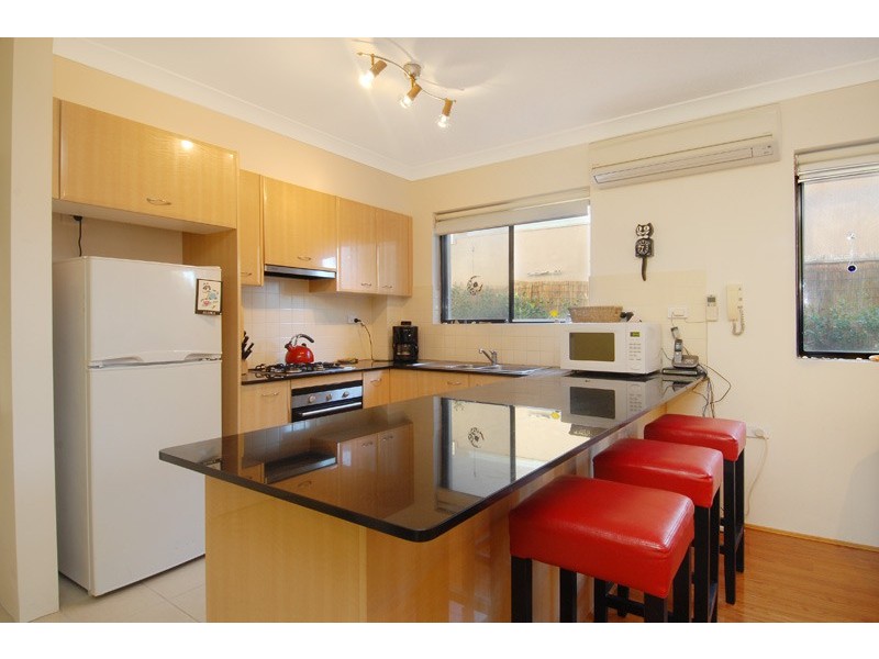 2/51 New Orleans Crescent, Maroubra NSW 2035