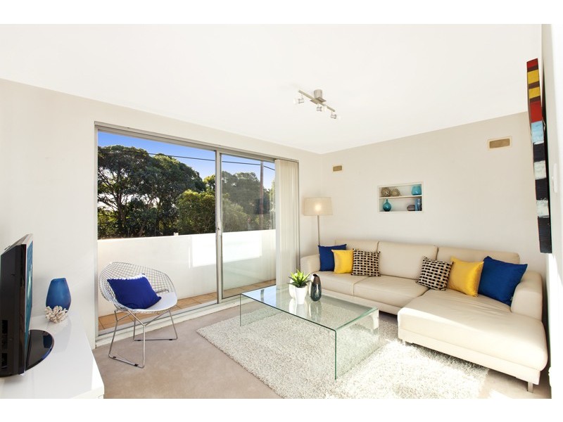 2/343 Old South Head Road, North Bondi NSW 2026