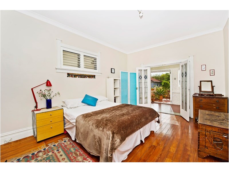 2/18 Sir Thomas Mitchell Road, Bondi Beach NSW 2026