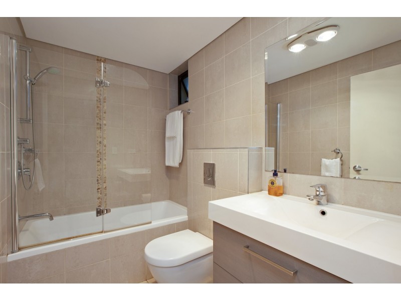 1/18 Simpson Street, Bondi Beach NSW 2026