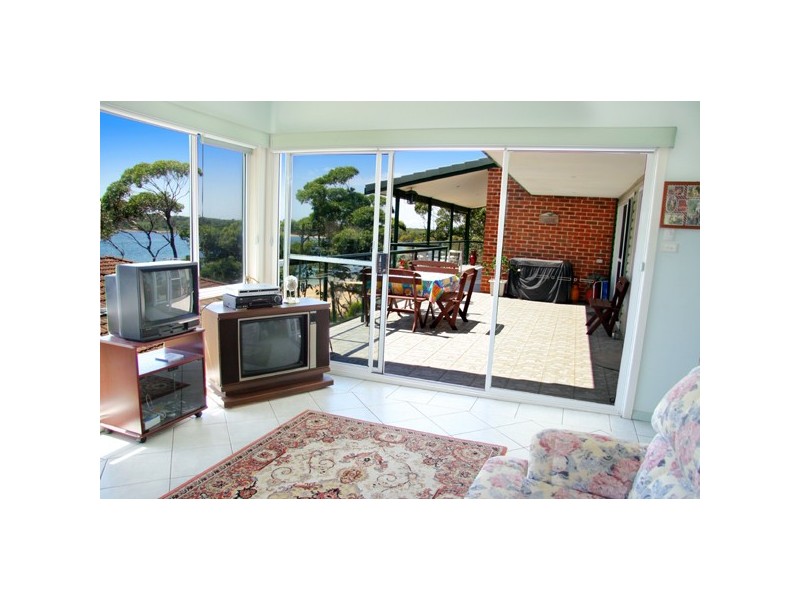 4 Loftus Street, Bundeena NSW 2230