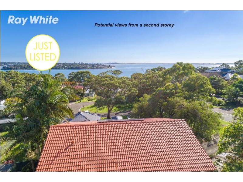 5 Graham Street, Bundeena NSW 2230