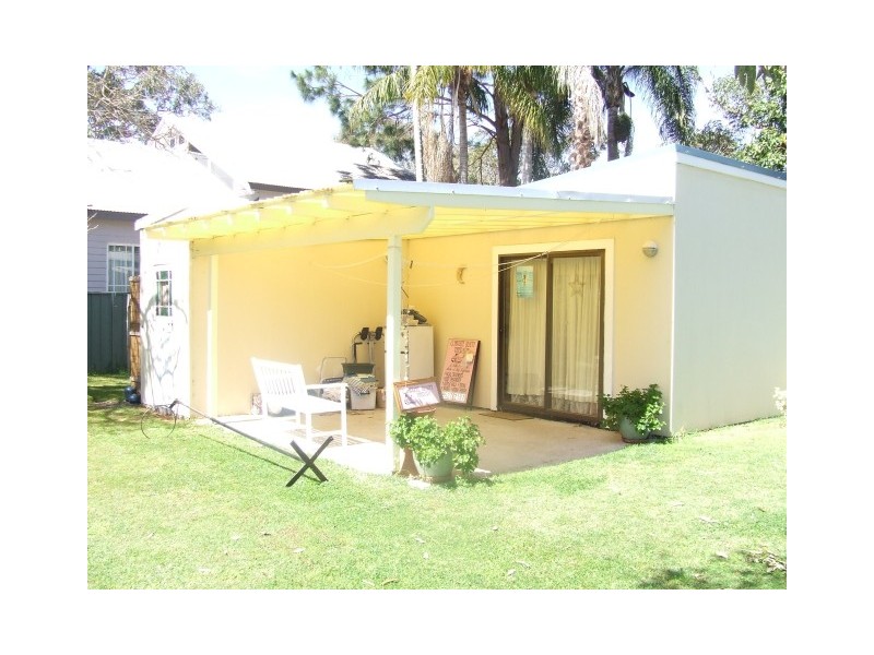 6 Thompson Street, Bundeena NSW 2230