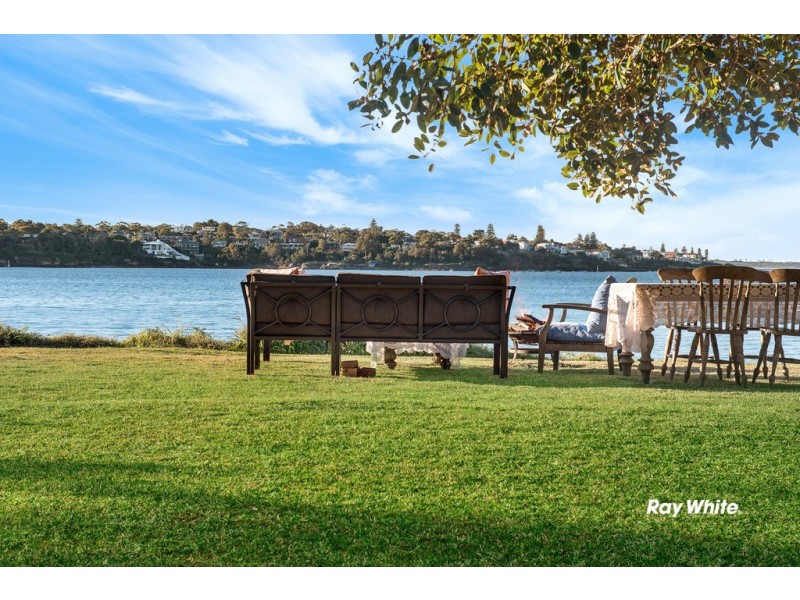 33 Bundeena drive, Bundeena NSW 2230