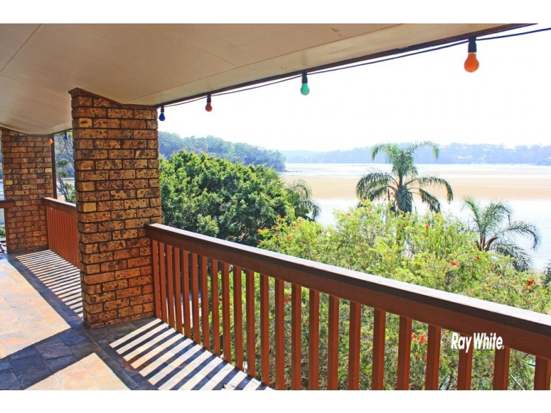 House 81 Pacific Crescent, Maianbar NSW 2230