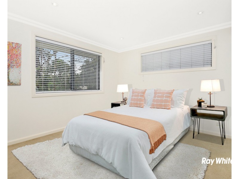 18 Laurence Avenue, Bundeena NSW 2230