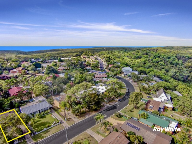 16 Beachcomber Avenue, Bundeena NSW 2230