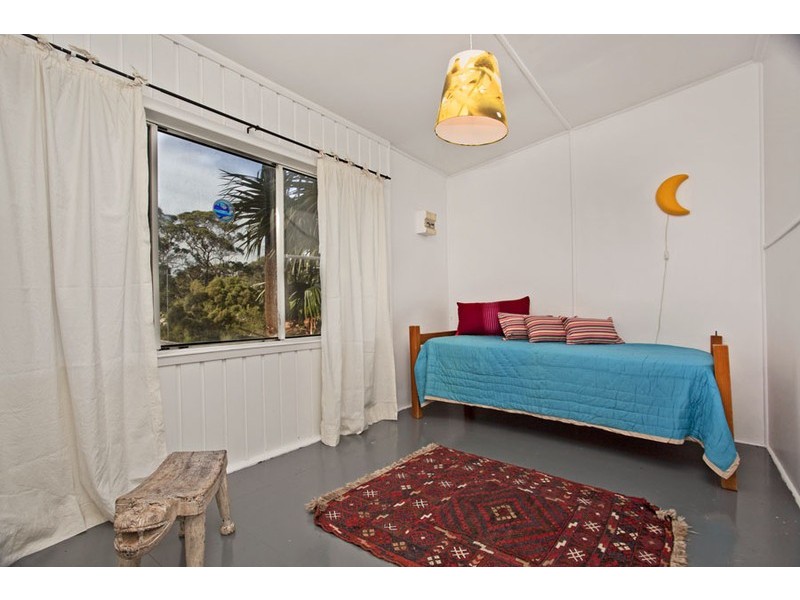 18 Short Avenue, Bundeena NSW 2230