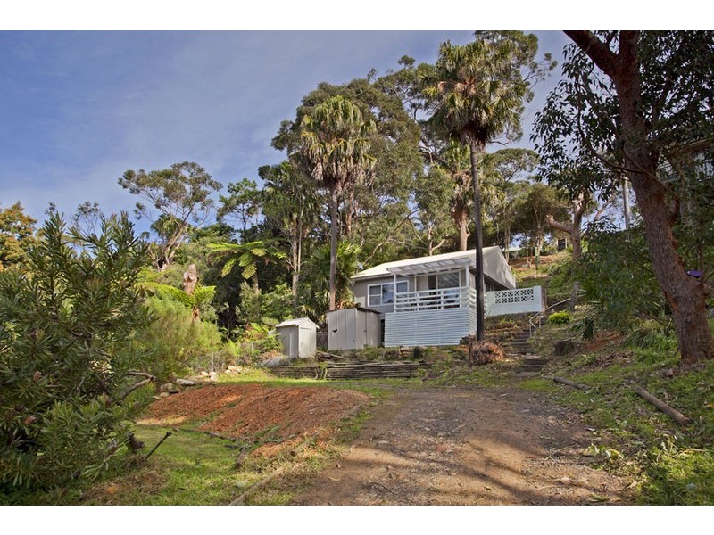 18 Short Avenue, Bundeena NSW 2230