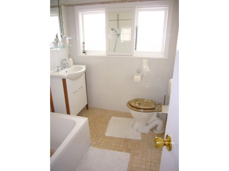 73 Pacific Crescent, Maianbar NSW 2230