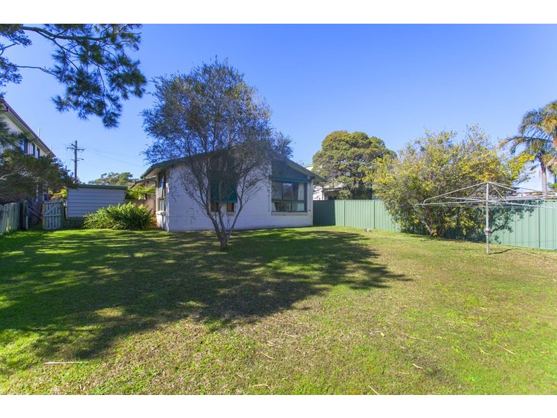 7 Beachcomber Avenue, Bundeena NSW 2230